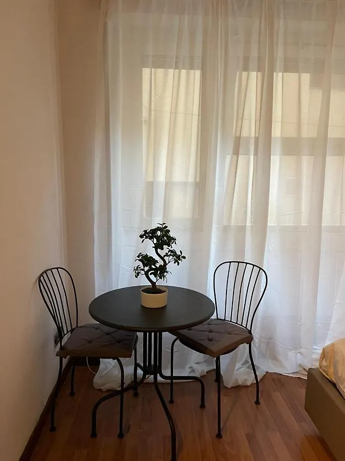 Beverello Apartment Naples Italy