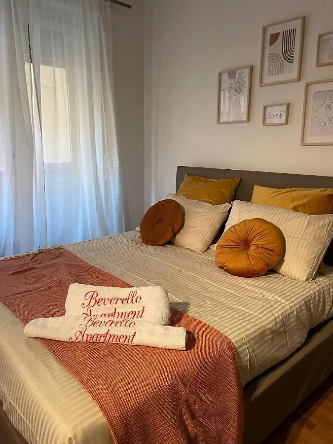 Beverello Apartment Naples
